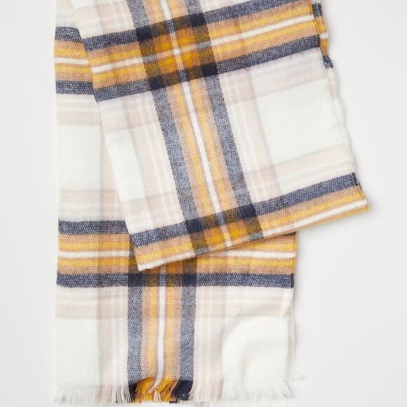 Soft Grey Gray & Yellow Plaid Blanket Scarf - Picture 1 of 4